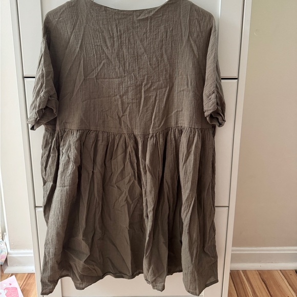 Flowy Babydoll Dress - Picture 2 of 3